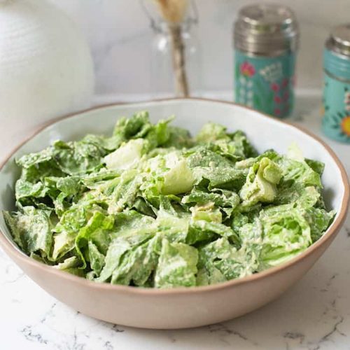 סלט חסה ברוטב ראנץ׳- הרוטב הכי טעים ומיוחד לסלט -מטבח קל