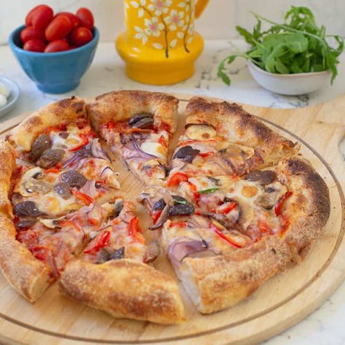 פיצה מתכון מושלם להכנה בתנור ביתי - מטבח קל